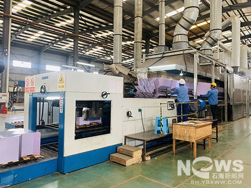 奮力奪取疫情防控和經(jīng)濟(jì)社會(huì)發(fā)展 雙勝利